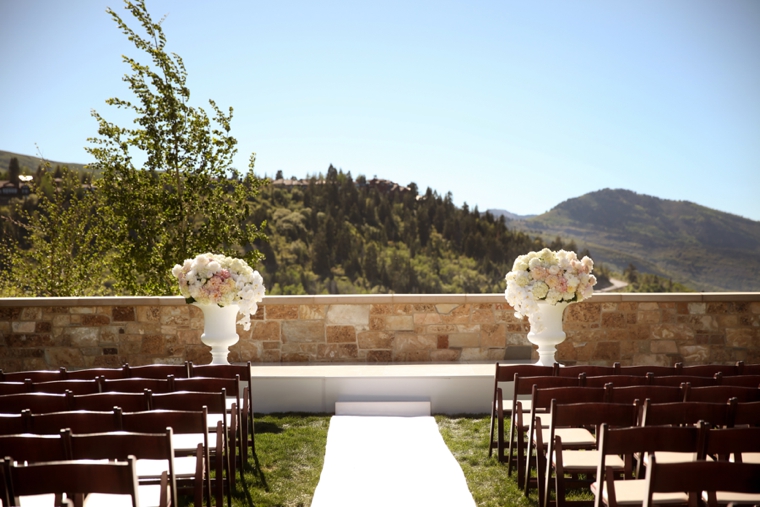 Elegant & Romantic White Wedding via TheELD.com