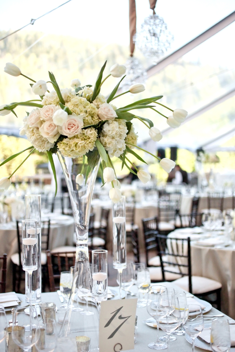 Elegant & Romantic White Wedding via TheELD.com