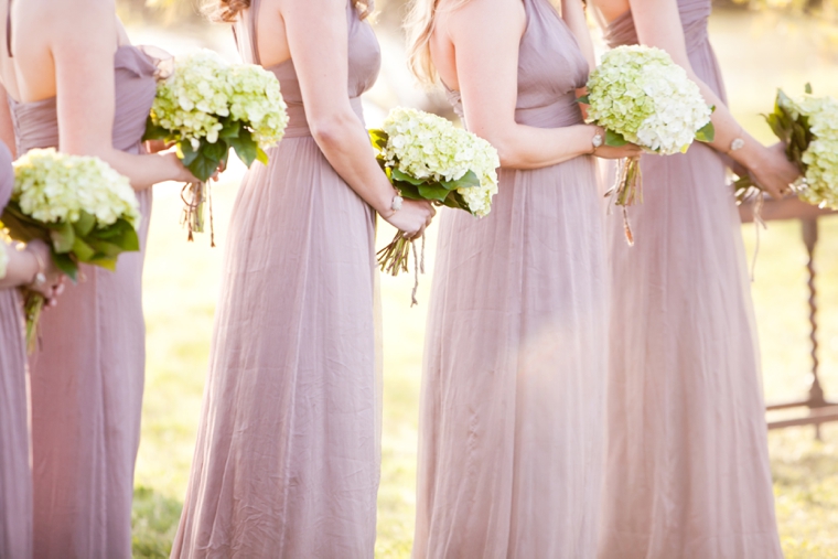 A Rustic Green & White Southern Wedding via TheELD.com