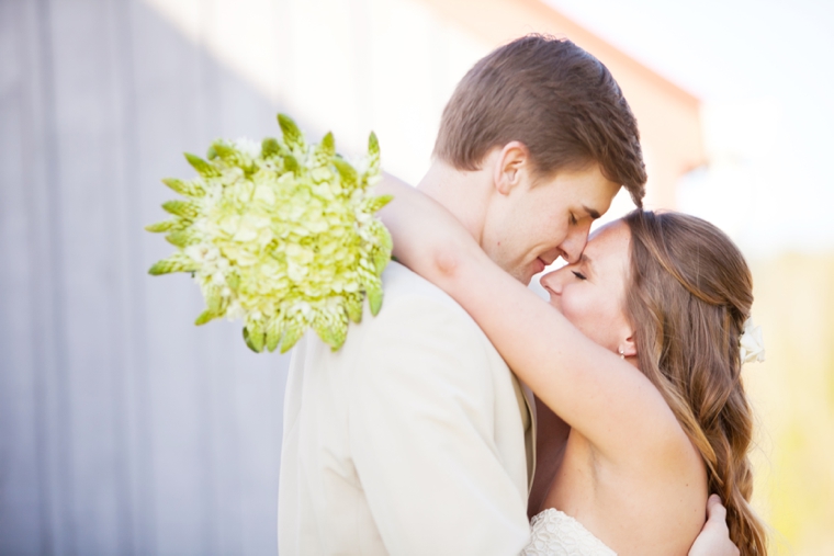 A Rustic Green & White Southern Wedding via TheELD.com