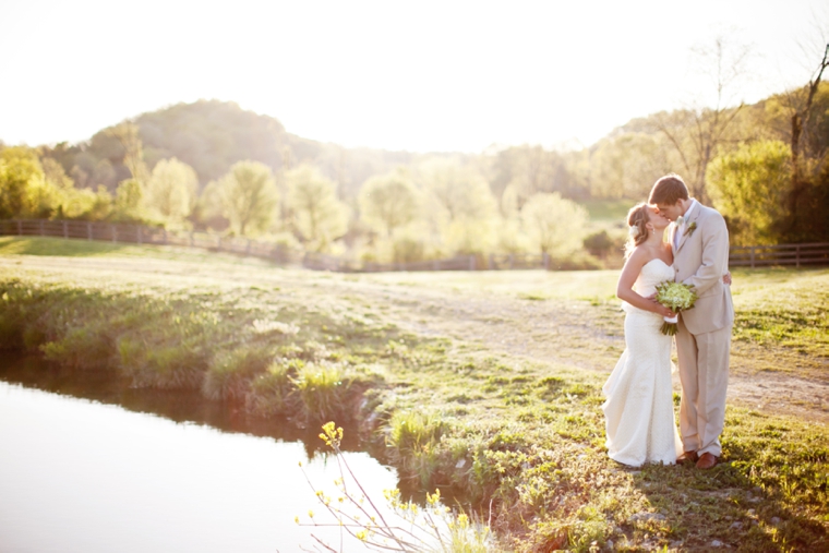 A Rustic Green & White Southern Wedding via TheELD.com