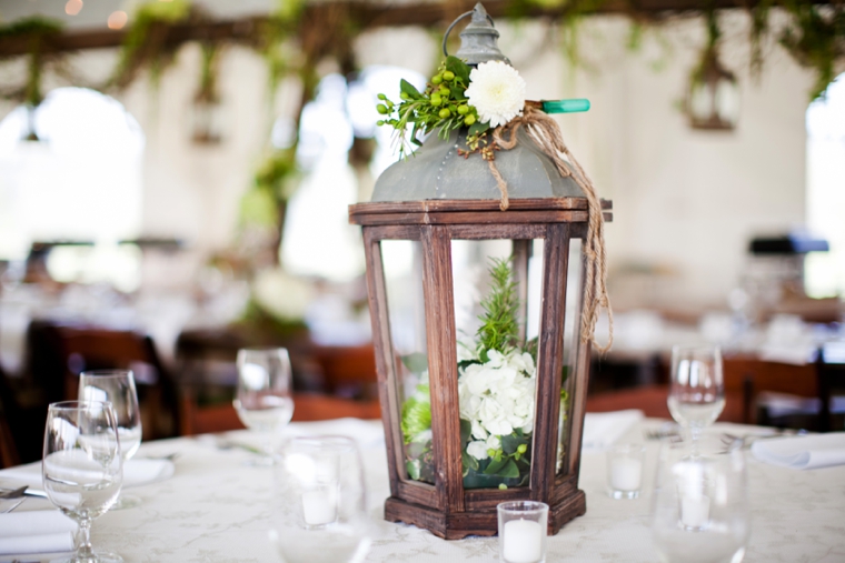 A Rustic Green & White Southern Wedding via TheELD.com