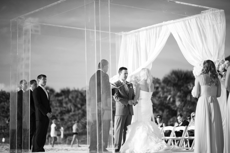 A Glamorous Silver & Blush Beach Wedding via TheELD.com