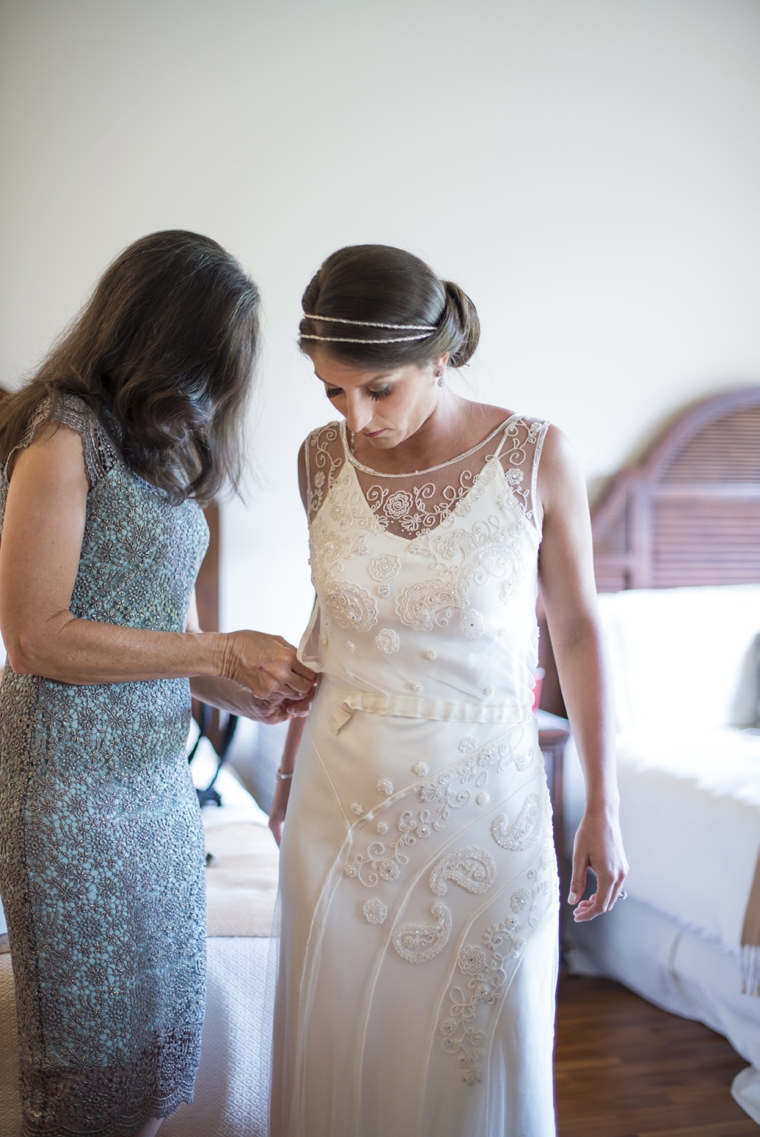 A Rustic Chic Costa Rica Wedding via TheELD.com