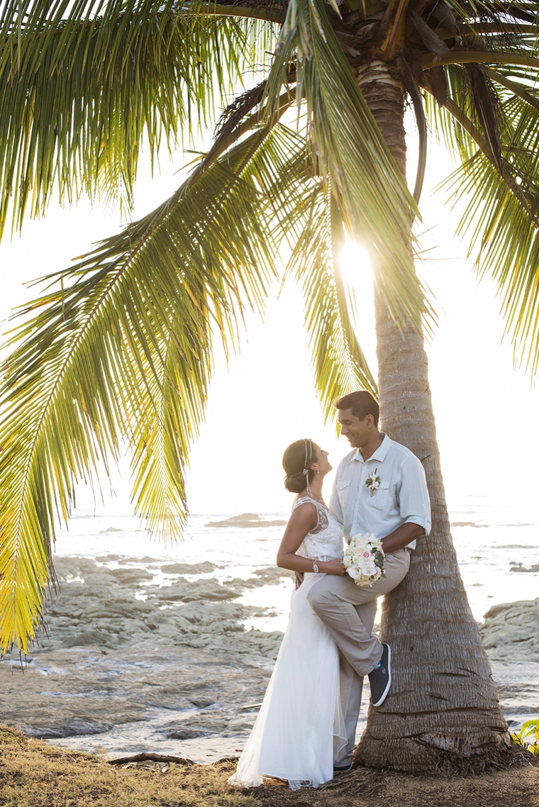 A Rustic Chic Costa Rica Wedding via TheELD.com