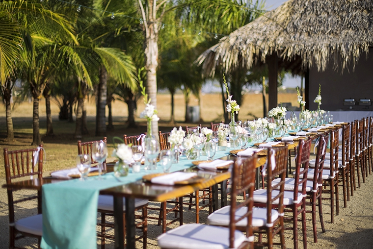 A Rustic Chic Costa Rica Wedding via TheELD.com