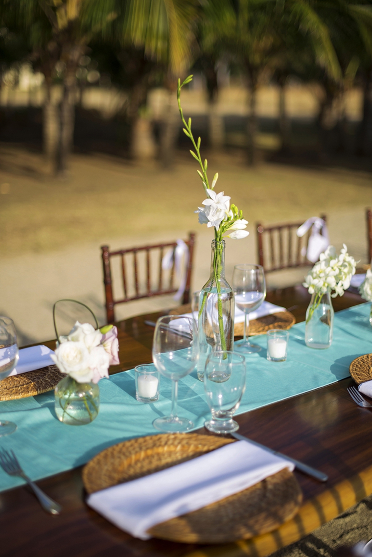 A Rustic Chic Costa Rica Wedding via TheELD.com