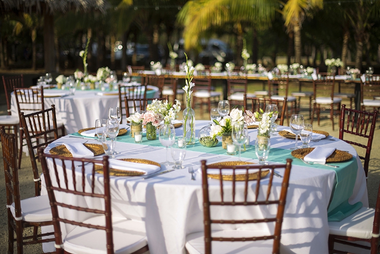 A Rustic Chic Costa Rica Wedding via TheELD.com