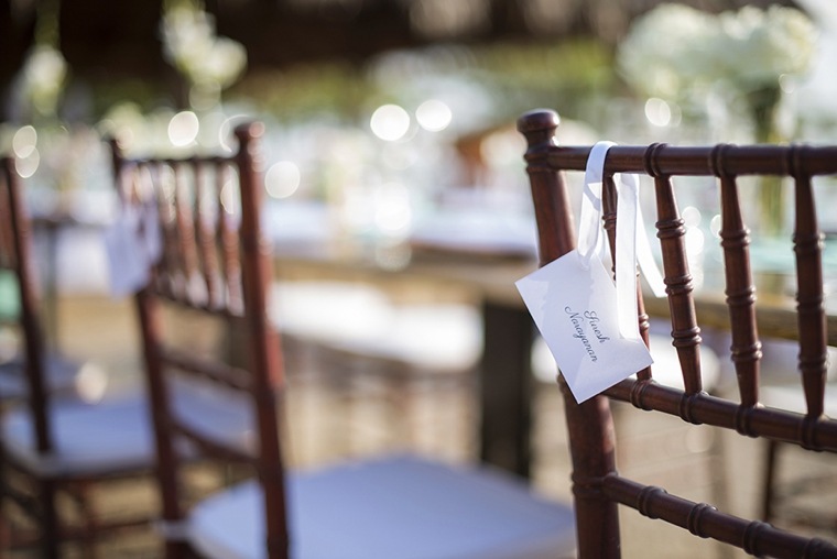 A Rustic Chic Costa Rica Wedding via TheELD.com