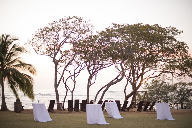 A Rustic Chic Costa Rica Wedding via TheELD.com