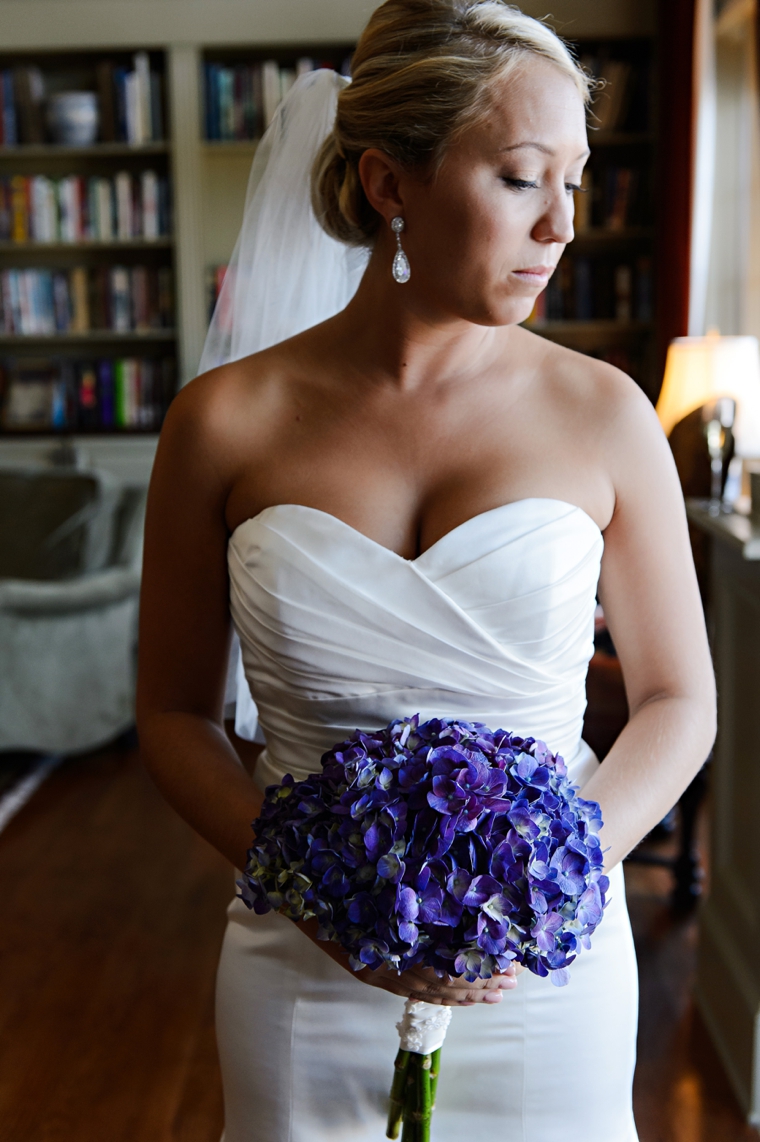 An Elegant Lavender and White Wedding via TheELD.com