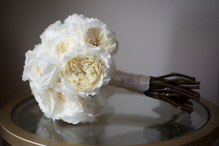 Chic Elegant Gold and White Wedding via TheELD.com