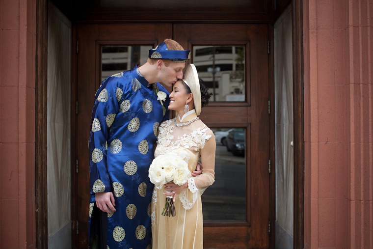 Chic Elegant Gold and White Wedding via TheELD.com