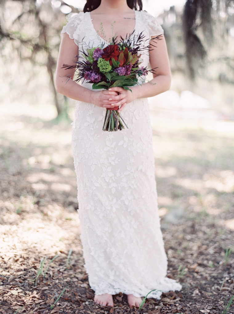 Sophisticated Burgundy & Plum Southern Wedding Inspiration via TheELD.com