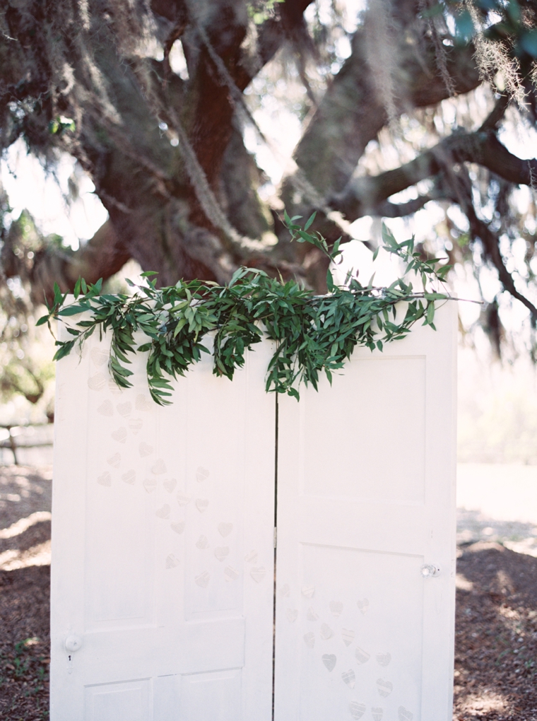 Sophisticated Burgundy & Plum Southern Wedding Inspiration via TheELD.com