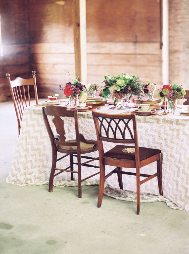 Sophisticated Burgundy & Plum Southern Wedding Inspiration via TheELD.com