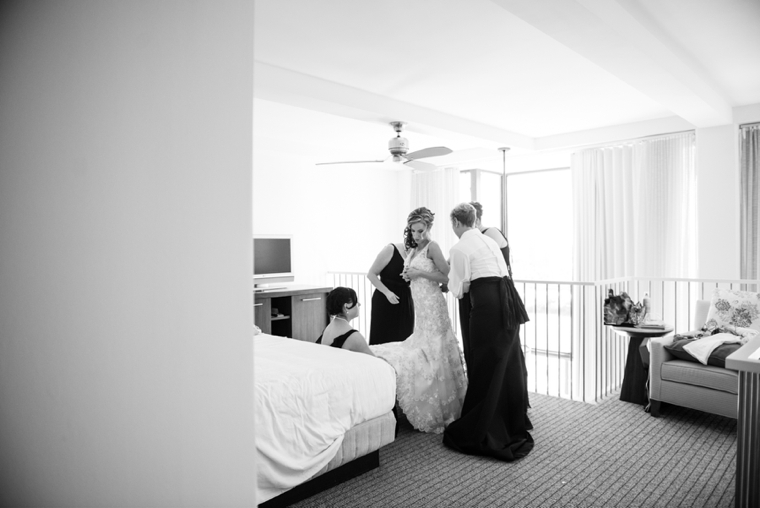 An Elegant Gold and White Sarasota Wedding via TheELD.com