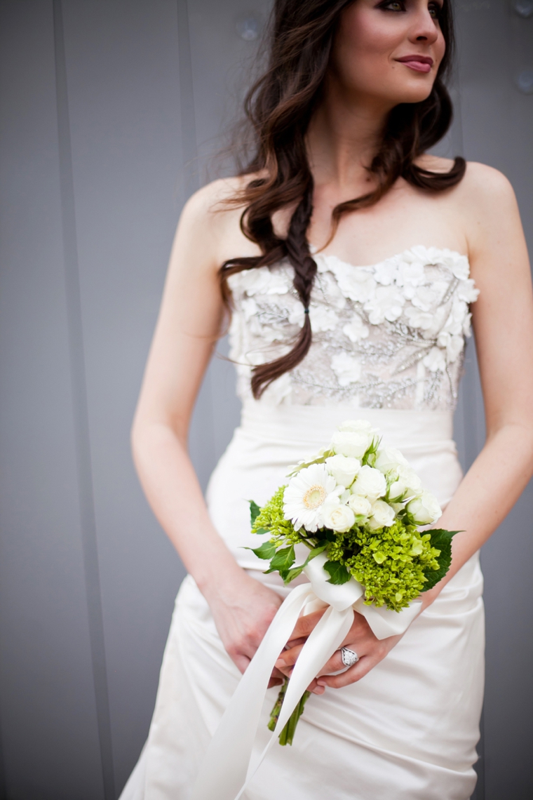 Modern Silver and Gray Wedding Inspiration via TheELD.com