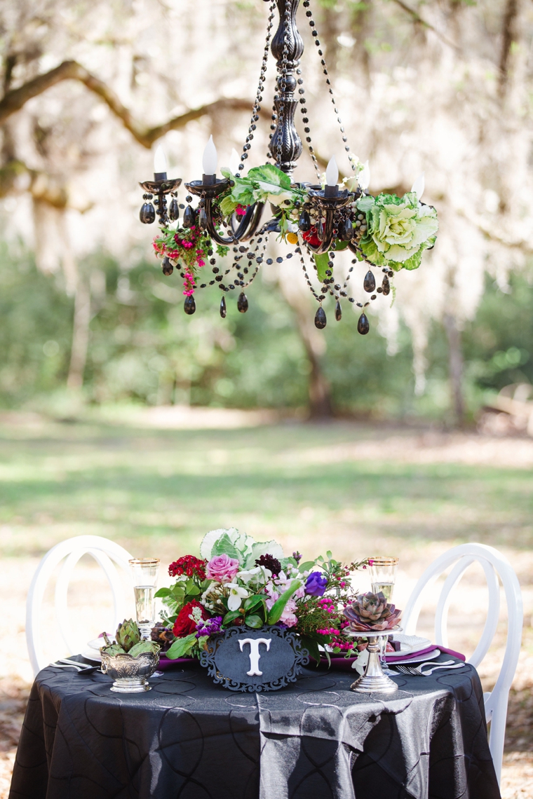 Dramatic, Dark & Romantic Wedding Ideas via TheELD.com