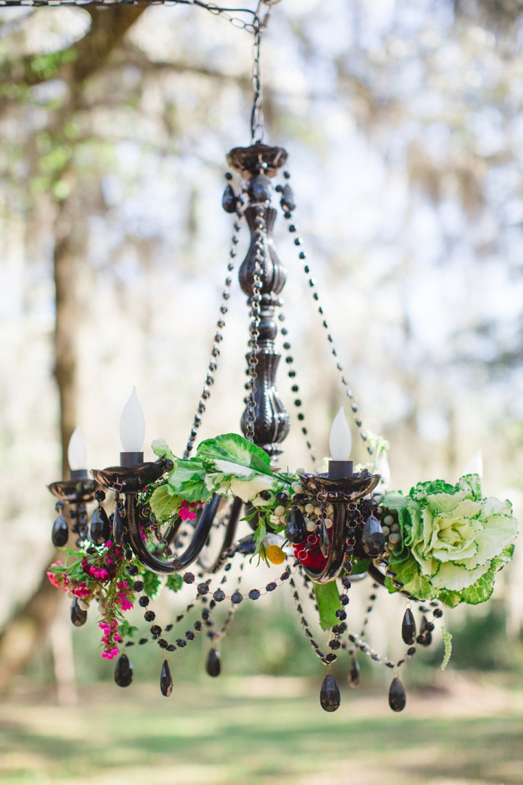 Dramatic, Dark & Romantic Wedding Ideas via TheELD.com