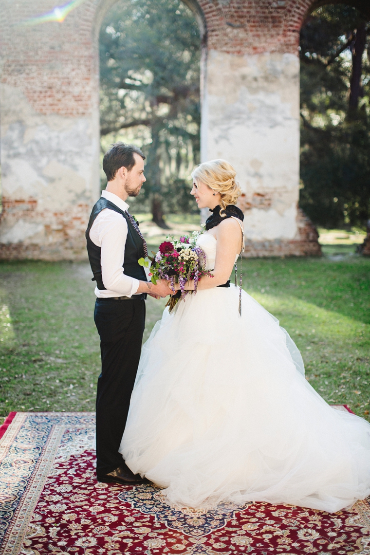 Dramatic, Dark & Romantic Wedding Ideas via TheELD.com