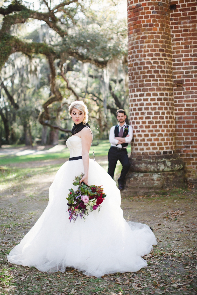 Dramatic, Dark & Romantic Wedding Ideas via TheELD.com