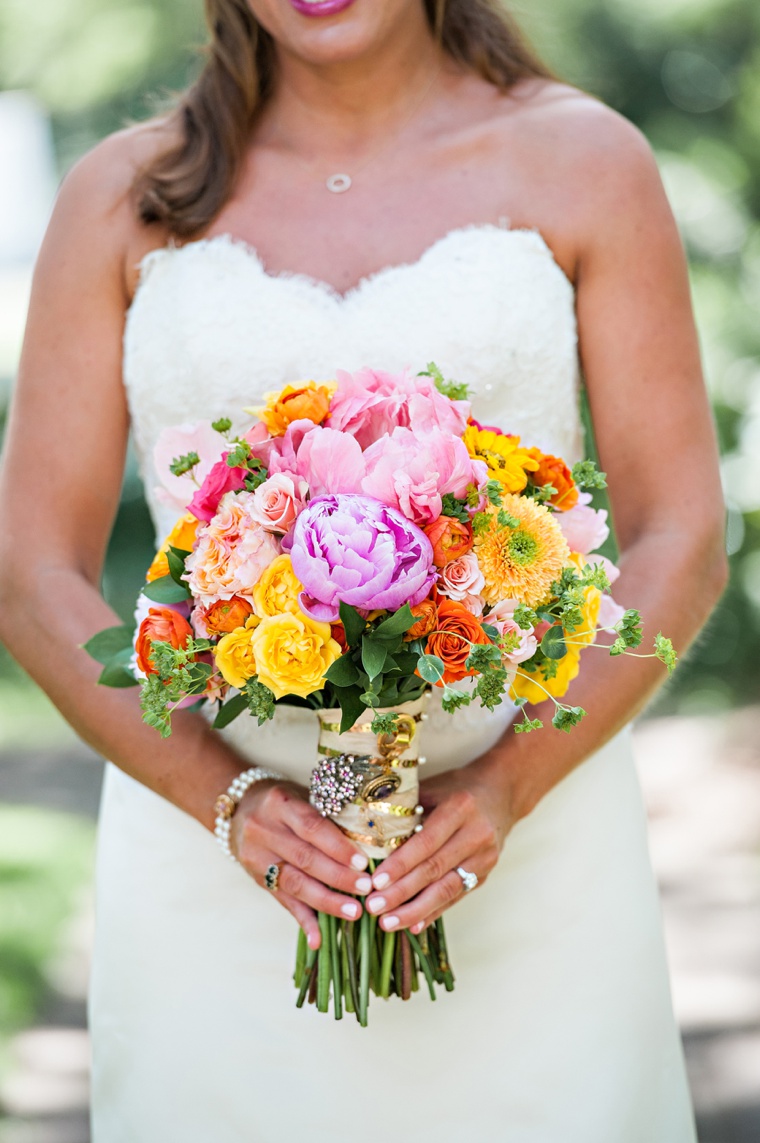 Colorful Glitter & Confetti Inspired Wedding  via TheELD.com
