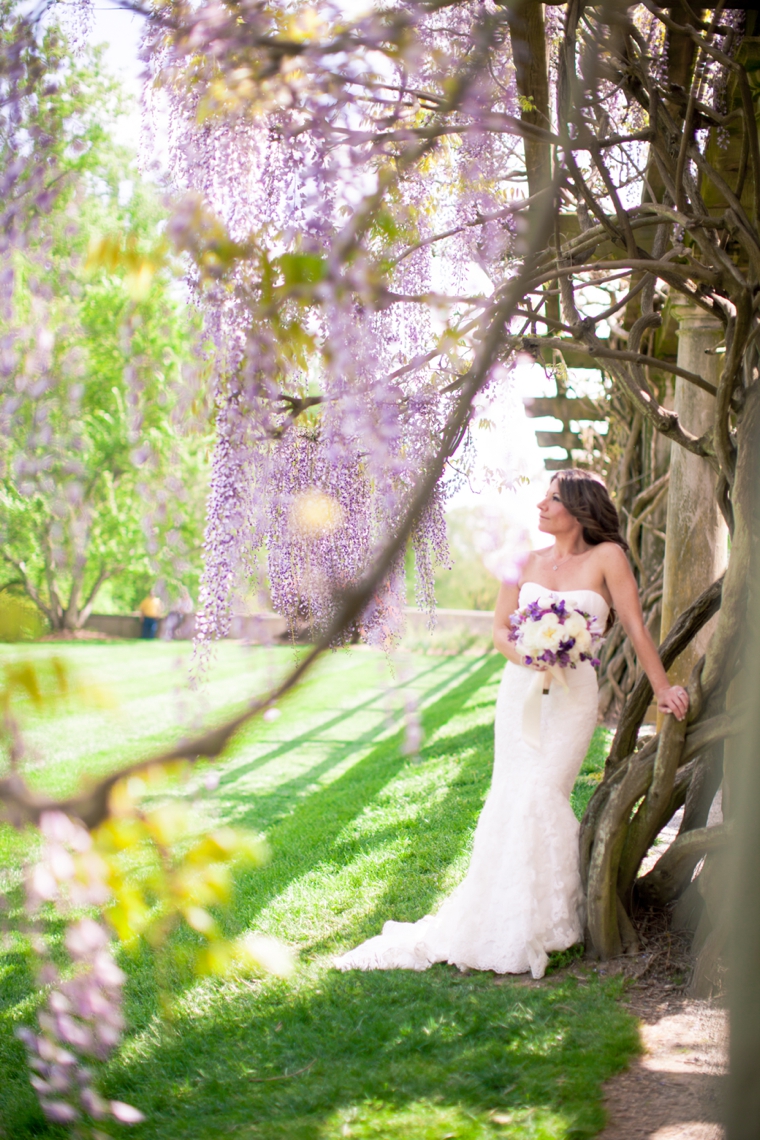 Romantic & Elegant Lavender Wedding via TheELD.com