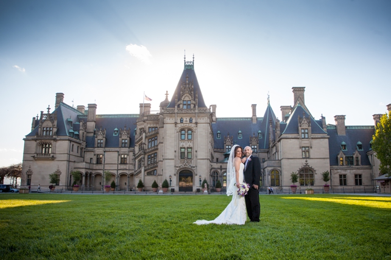 Romantic & Elegant Lavender Wedding via TheELD.com