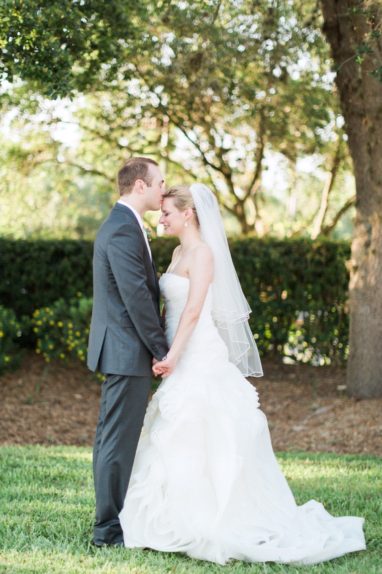 A Romantic Mint and Peach Wedding via TheELD.com