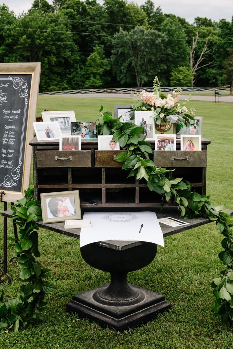 A Modern & Glamorous Garden Wedding via TheELD.com