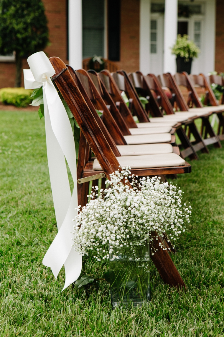 A Modern & Glamorous Garden Wedding via TheELD.com