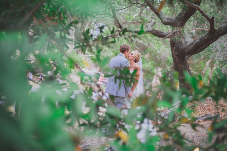 A Plum & Fuchsia California Vineyard Wedding via TheELD.com