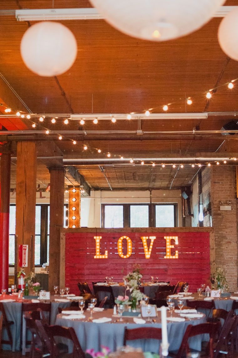 A Whimsical Urban Chicago Wedding via TheELD.com