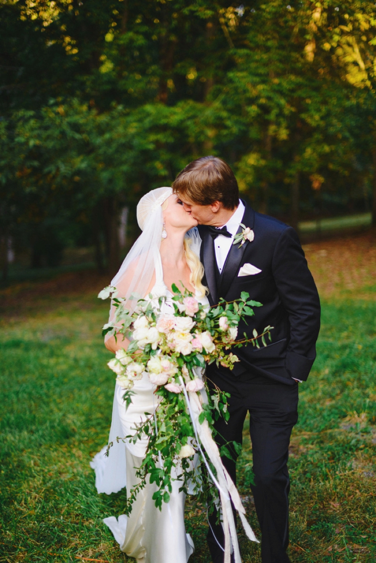 A Vintage Inspired Garden Wedding via TheELD.com