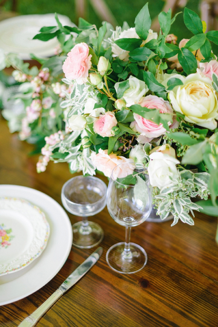 A Vintage Inspired Garden Wedding via TheELD.com