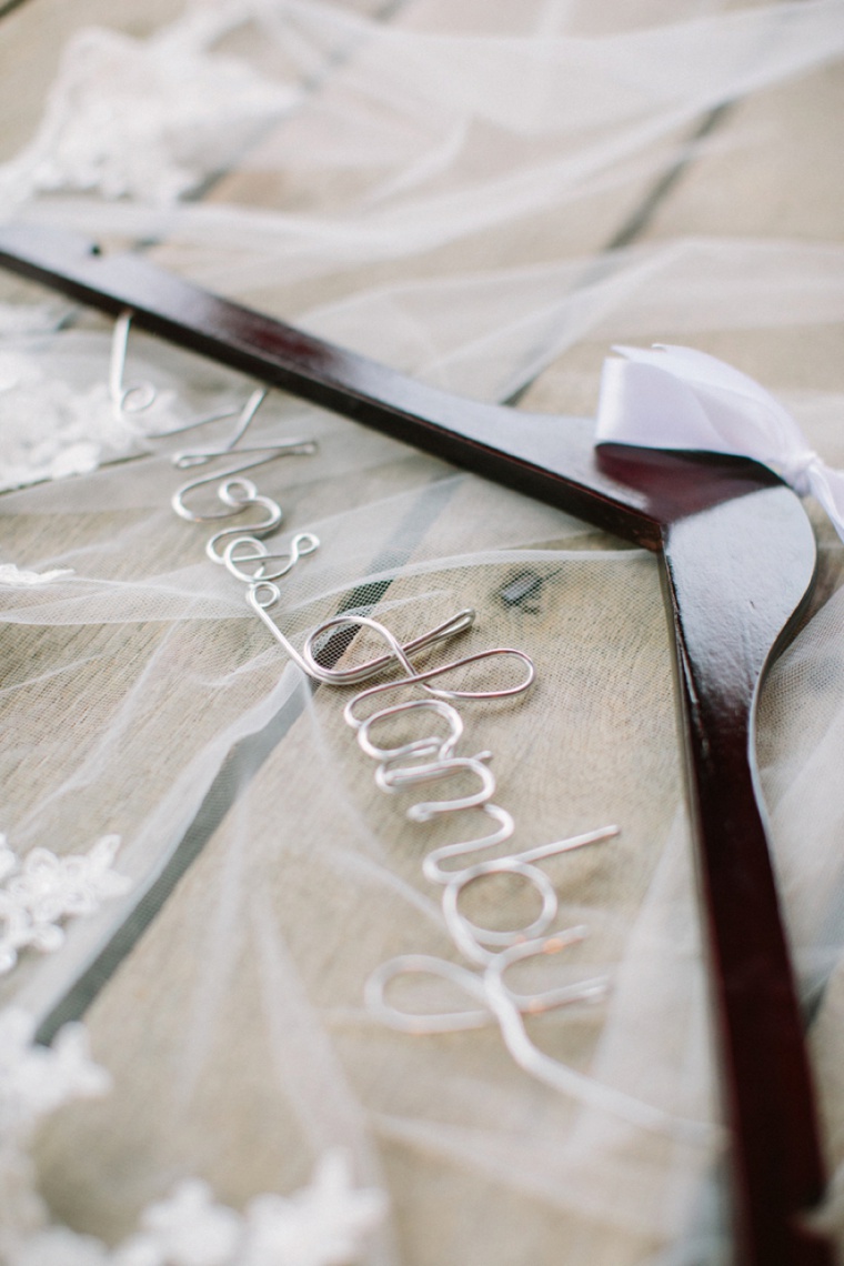 A Rustic Green and White Wedding via TheELD.com