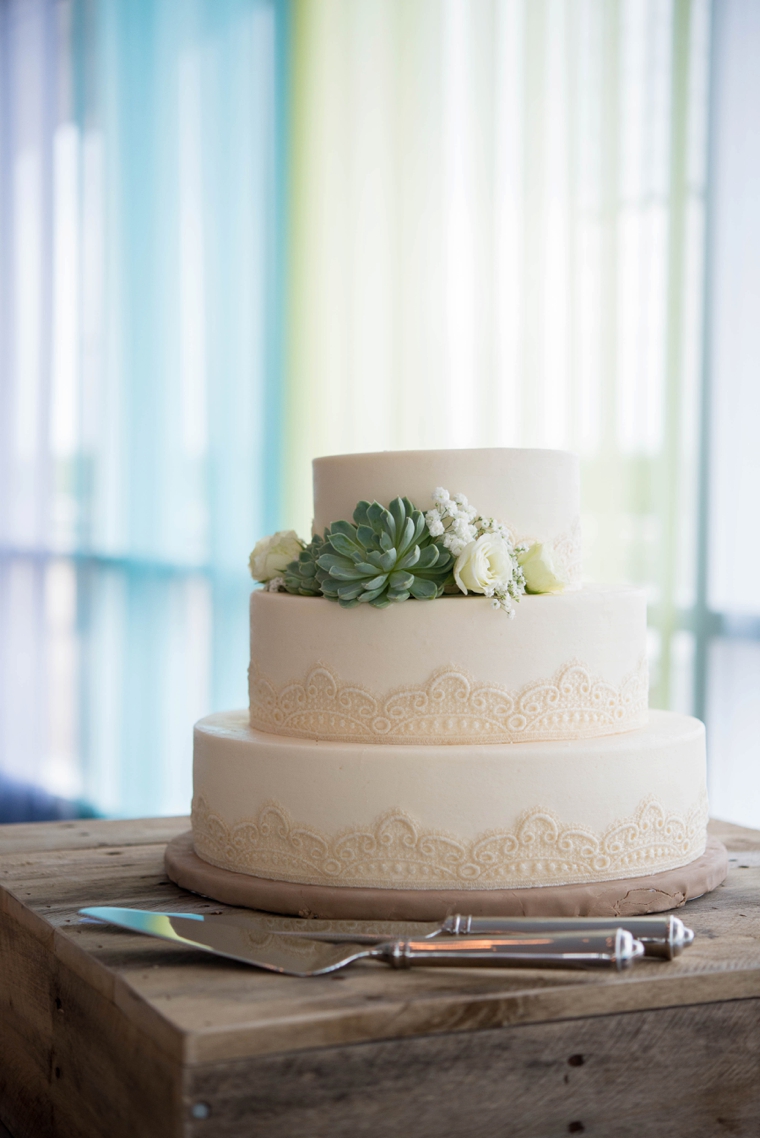 Rustic Green & White Nature Inspired Wedding via TheELD.com