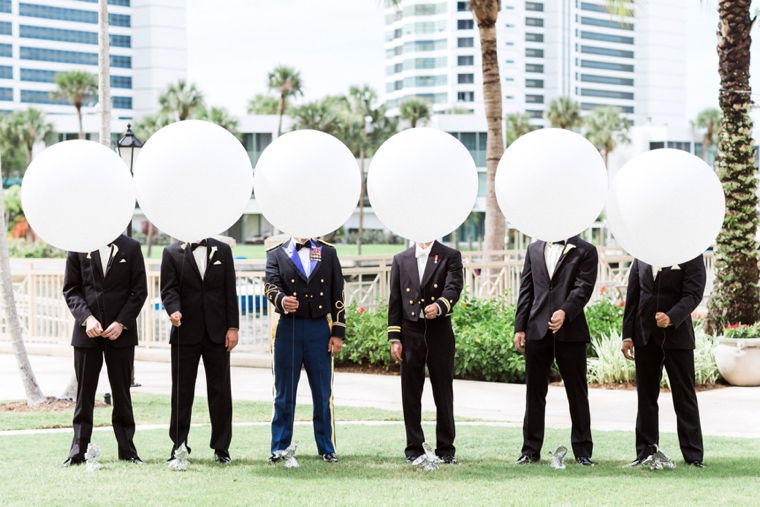 A Sophisticated Navy and White Wedding via TheELD.com