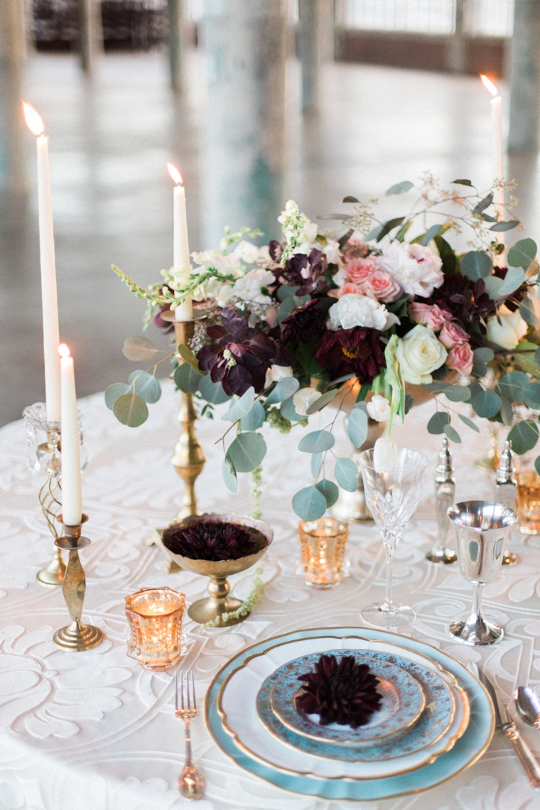 Soft, Romantic & Elegant Wedding Ideas via TheELD.com