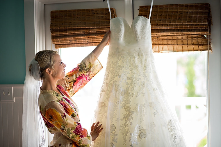 A Blush & Blue Rustic Elegant Wedding via TheELD.com