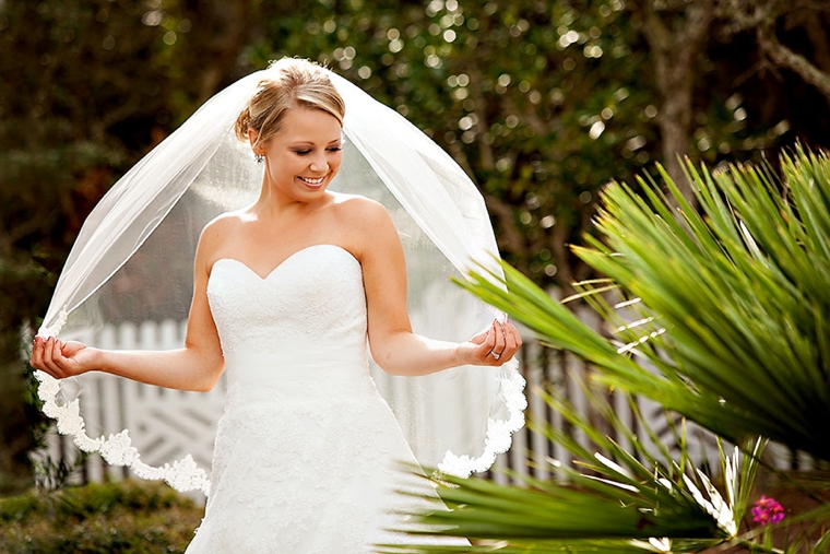 A Blush & Blue Rustic Elegant Wedding via TheELD.com