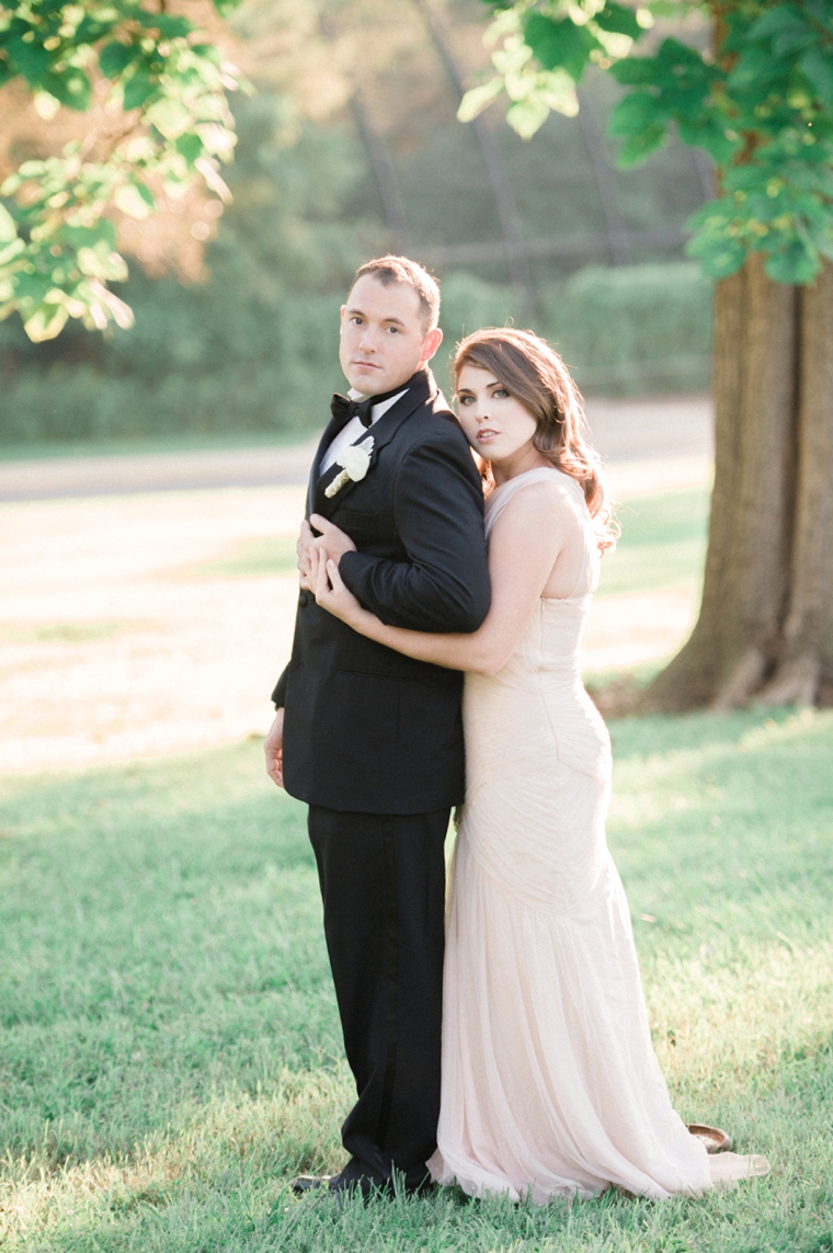 Blush and Gold Wedding Inspiration via TheELD.com