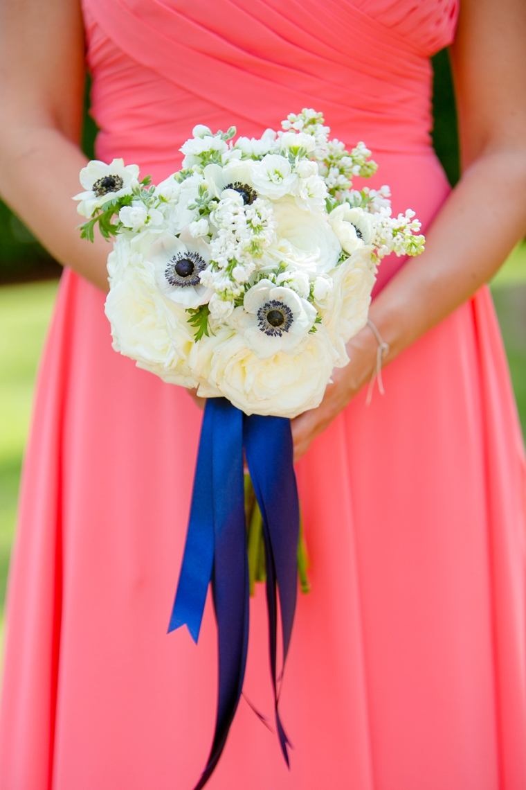 An Elegant Navy and Coral Wedding via TheELD.com