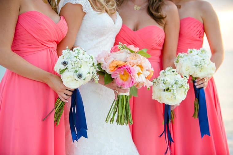 An Elegant Navy and Coral Wedding via TheELD.com