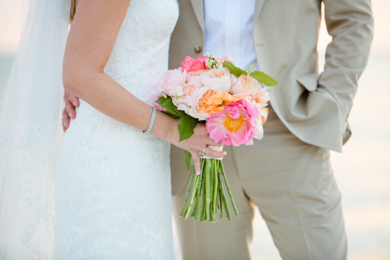 An Elegant Navy and Coral Wedding via TheELD.com