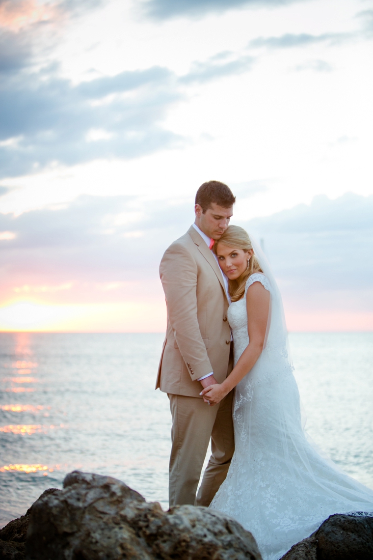 An Elegant Navy and Coral Wedding via TheELD.com