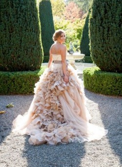33 Gorgeous Wedding Dresses You Must See! via TheELD.com