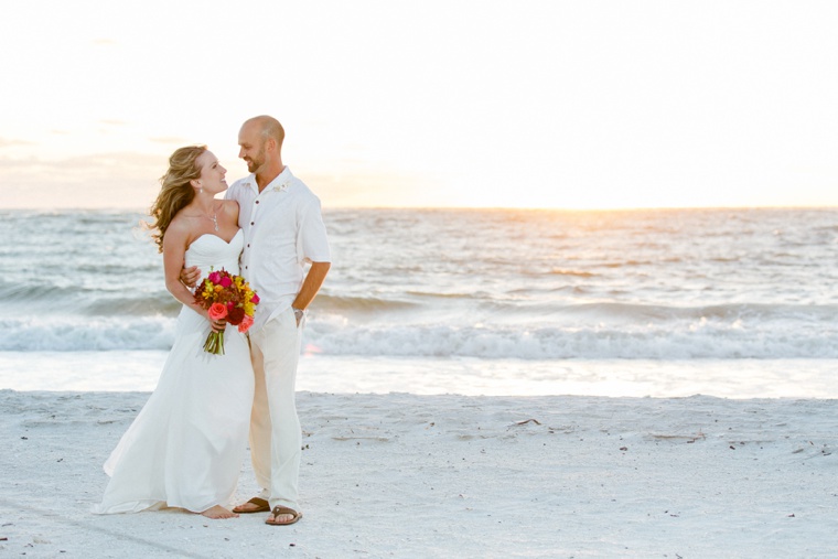 Fun & Eclectic Aqua Beach Wedding via TheELD.com