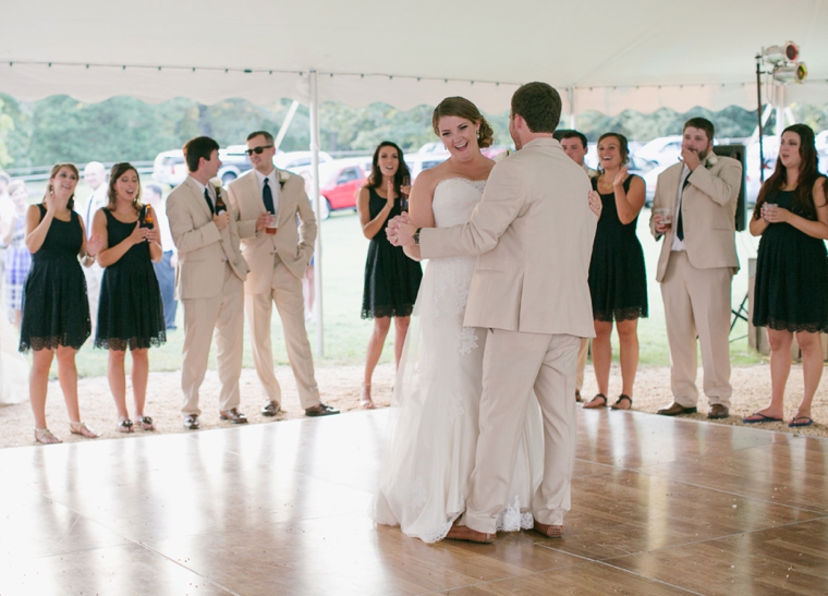 A Rustic Elegant Navy and Peach Wedding via TheELD.com